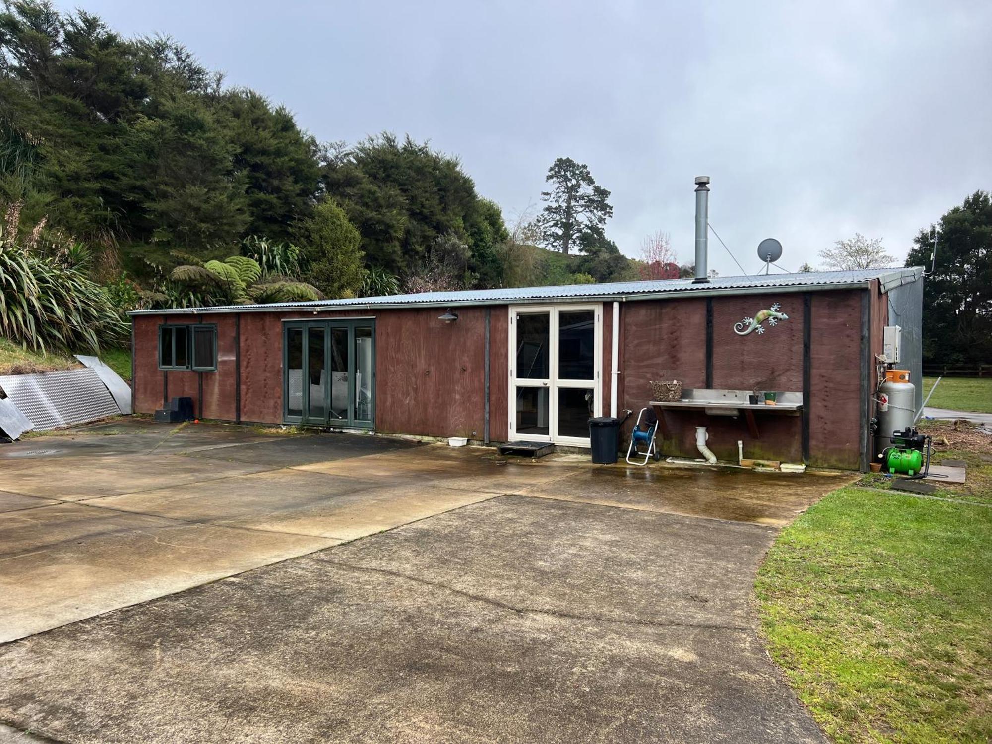 Self Contained Open Shed Space Wainui  Εξωτερικό φωτογραφία