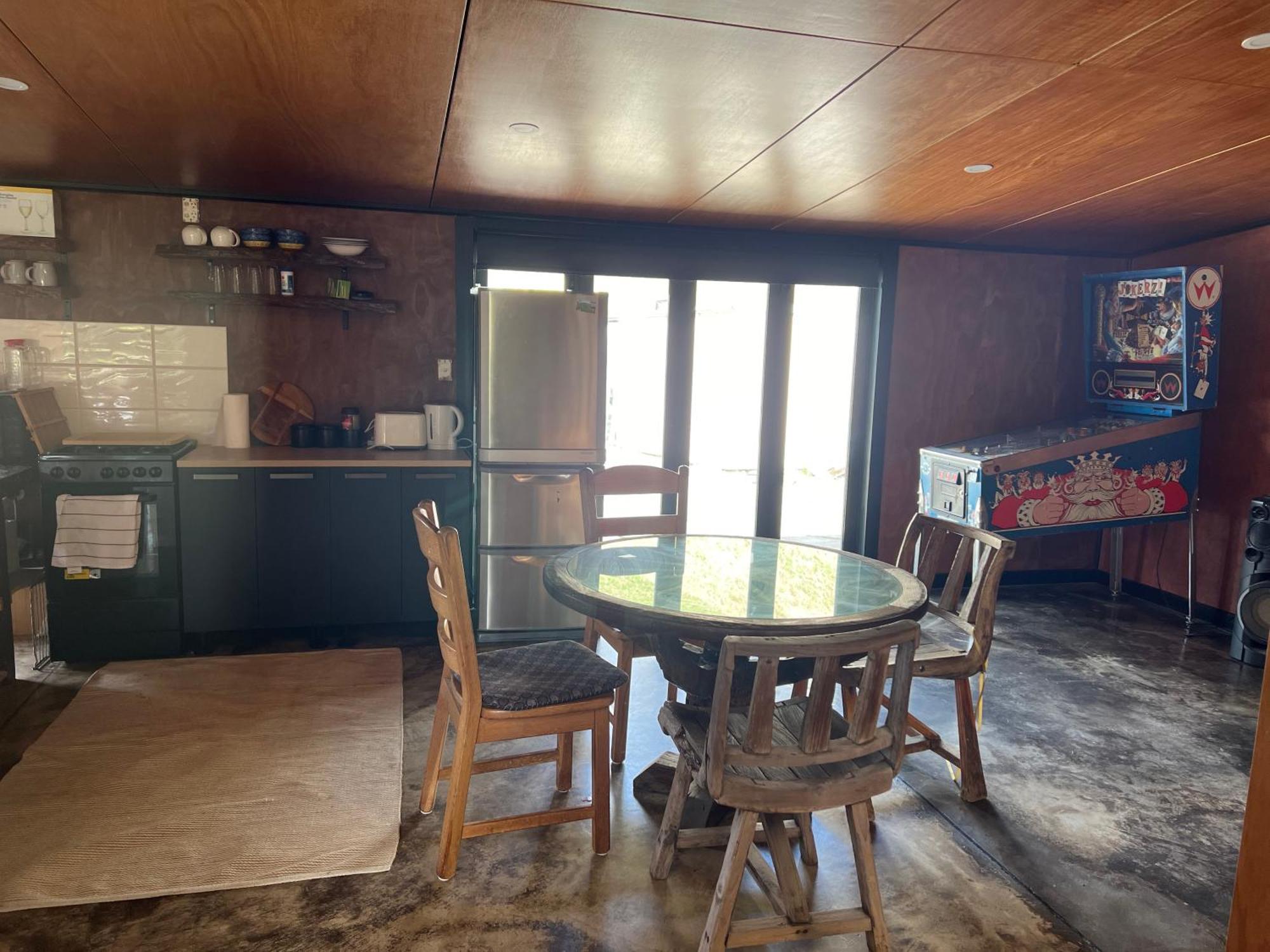 Self Contained Open Shed Space Wainui  Εξωτερικό φωτογραφία